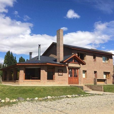 Hosteria Miyazato Inn El Calafate Kültér fotó