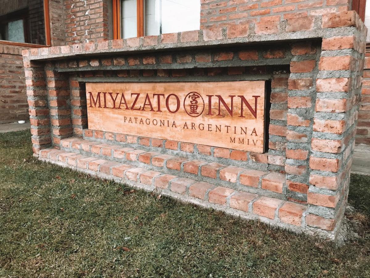 Hosteria Miyazato Inn El Calafate Kültér fotó