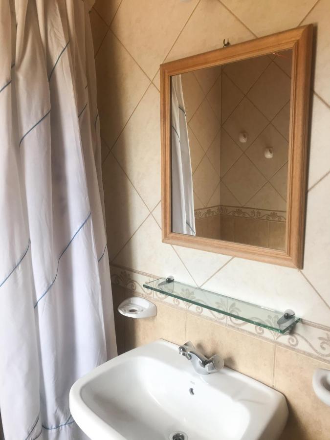 Hosteria Miyazato Inn El Calafate Kültér fotó